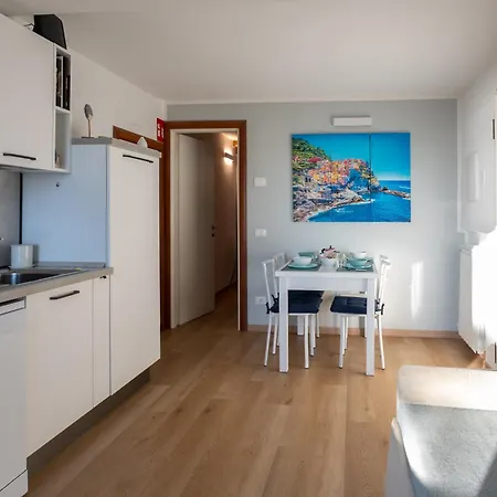 Alice's - 20 Steps From The Sea Apartamento