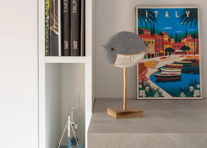 Alice's - 20 Steps From The Sea *